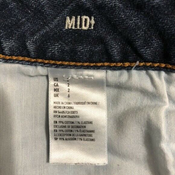 American Eagle Womens Jean Shorts Sz 2 Super Stretch Midi Denim Shorts Low Rise - Picture 4 of 5